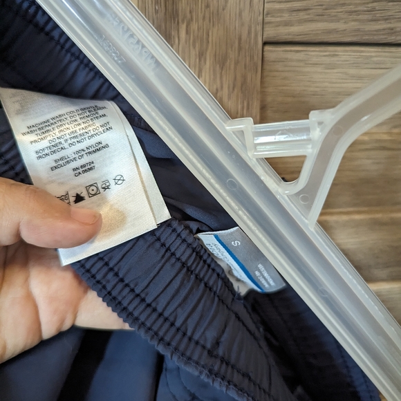 New Columbia active wear shorts Navy blue size S NWOT sports running pockets - Picture 8 of 8